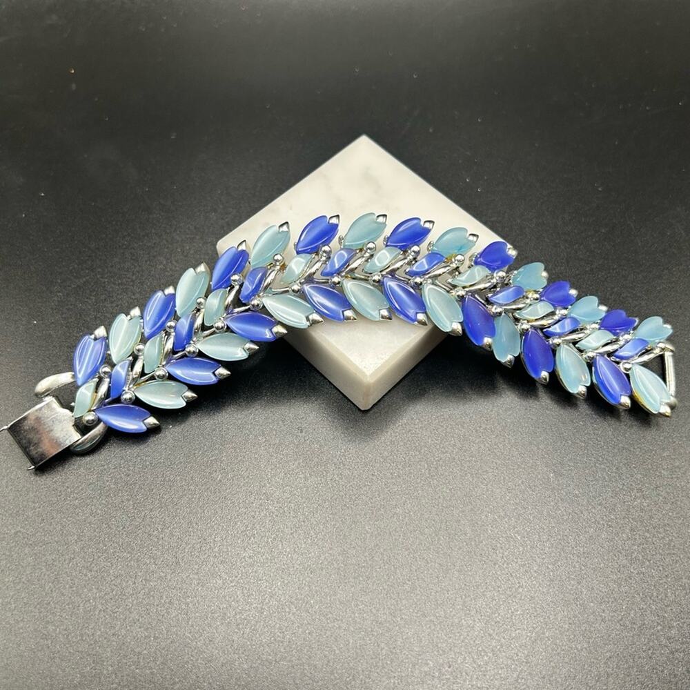 Gorgeous! Pegasus Coro Blue Silver tone bracelet #J14 link vintage 7”